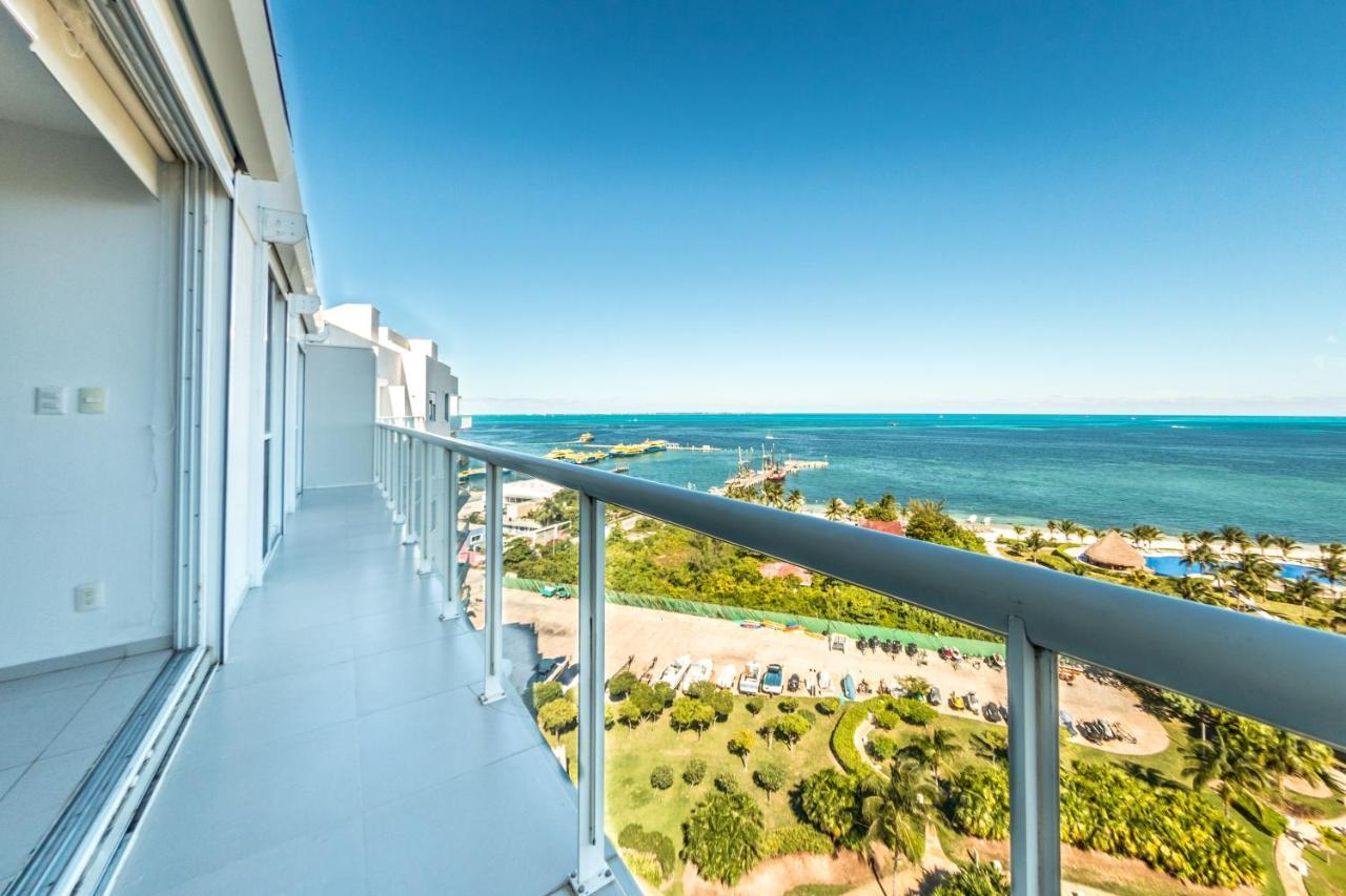 Beachfront Luxury Apartments Cancún Eksteriør billede