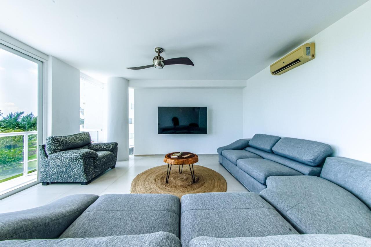 Beachfront Luxury Apartments Cancún Eksteriør billede
