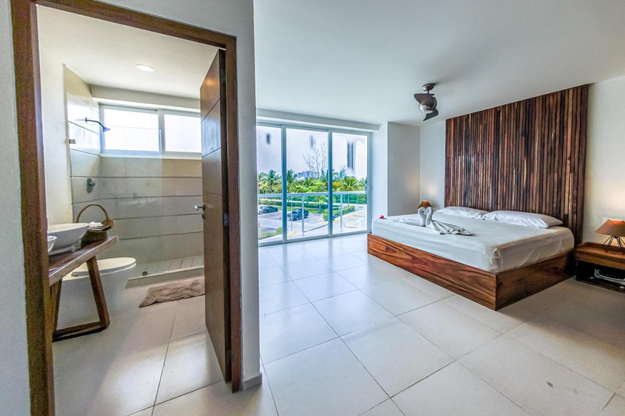 Beachfront Luxury Apartments Cancún Eksteriør billede