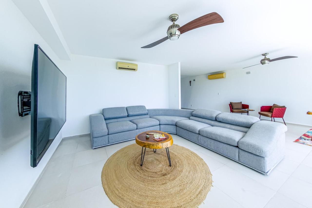 Beachfront Luxury Apartments Cancún Eksteriør billede