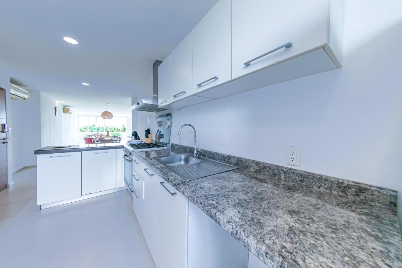 Beachfront Luxury Apartments Cancún Eksteriør billede