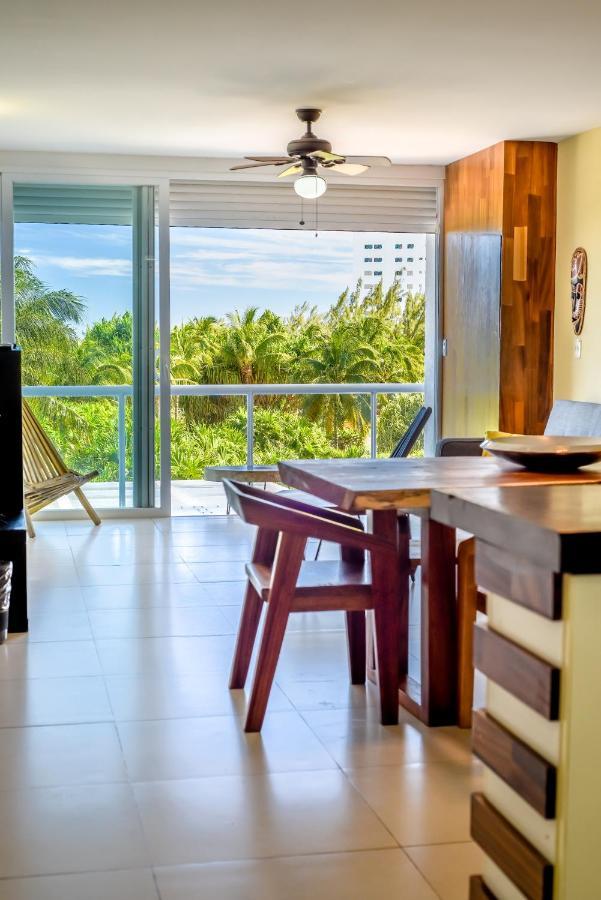Beachfront Luxury Apartments Cancún Eksteriør billede